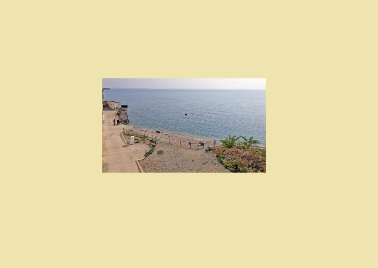 Apartment Rino****, 58M², 170M From The Beach ริเยกา ภายนอก รูปภาพ
